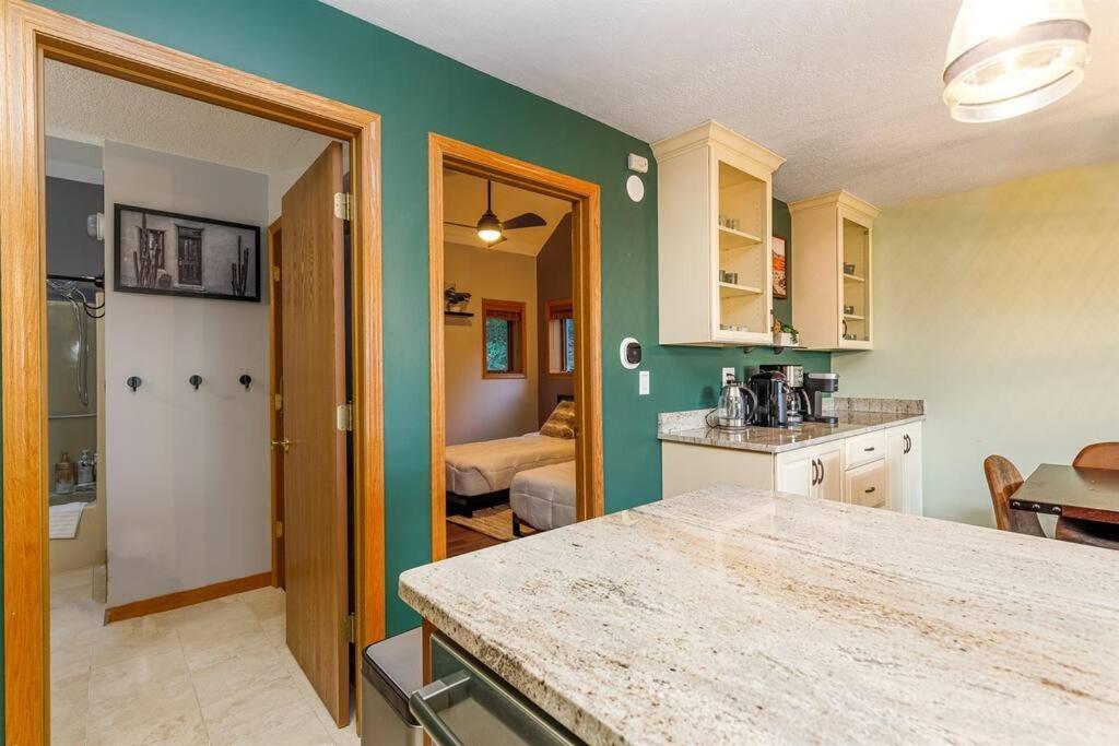 Relaxing 2Bedroom Townhome W/Playroom & Great View Галена Экстерьер фото